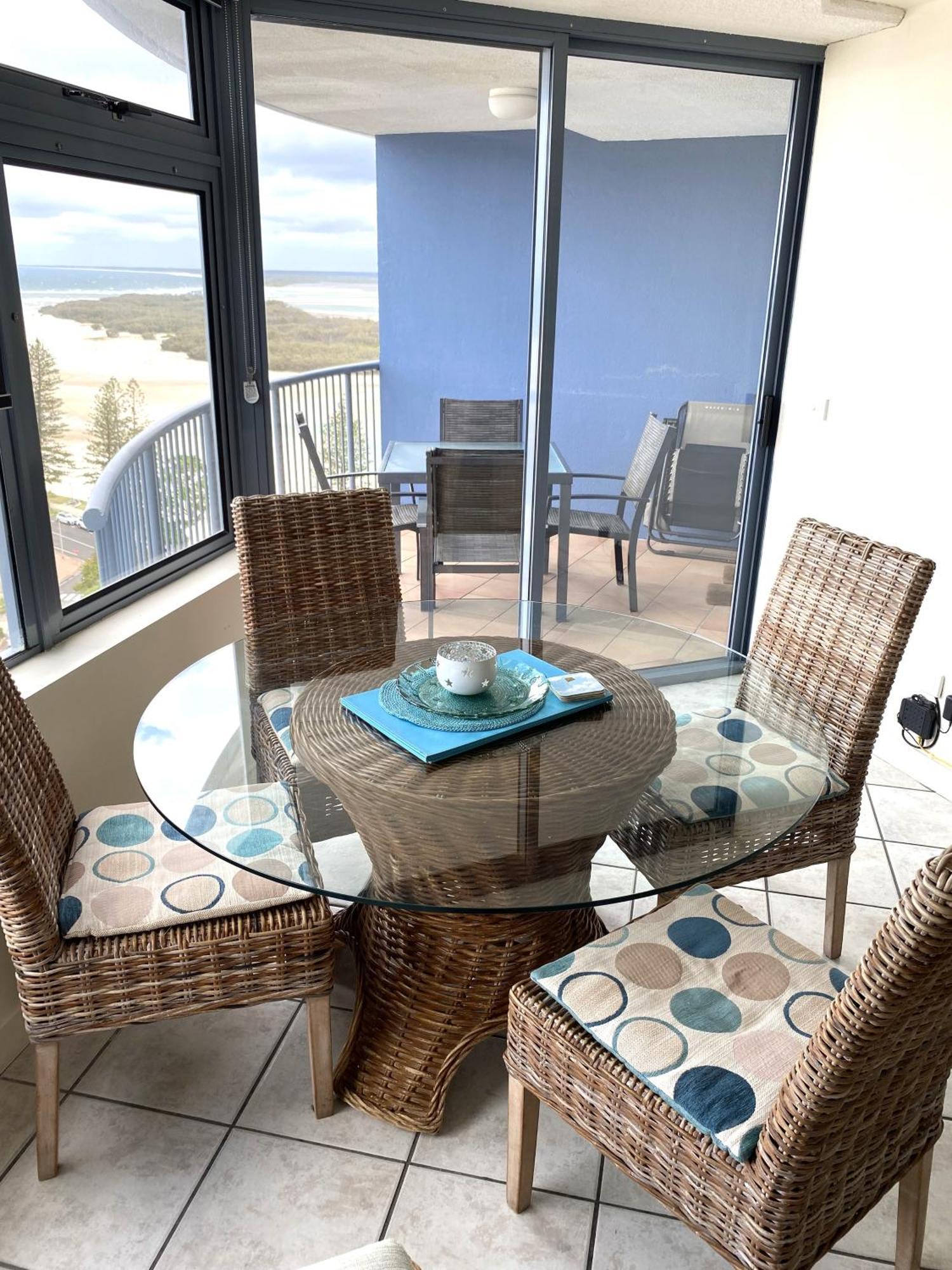 Centrepoint Apartments Caloundra Luaran gambar